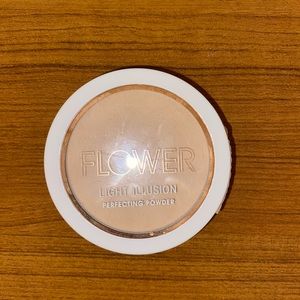 Flower Beauty Light Illusion Face Powder - Shade Porcelain L1